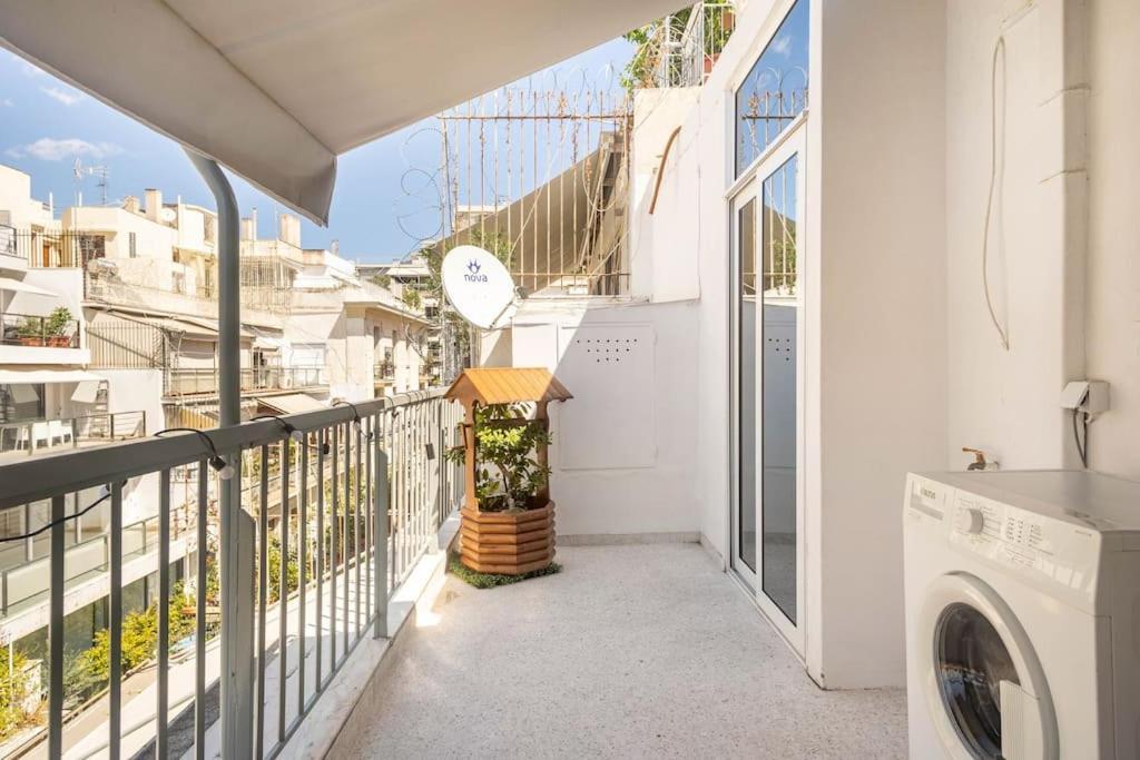 Downtown 22Sqm Green Nest King-Size Bed Athen Exterior foto