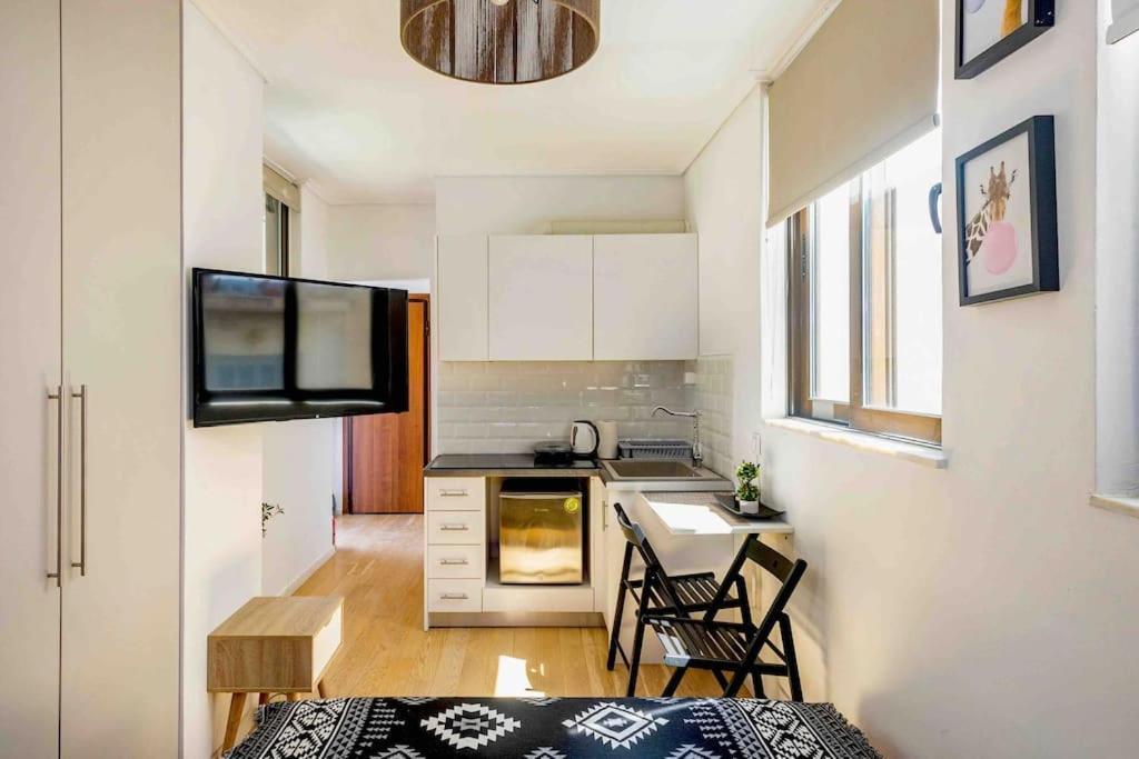 Downtown 22Sqm Green Nest King-Size Bed Athen Exterior foto